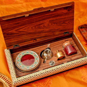 saffron box